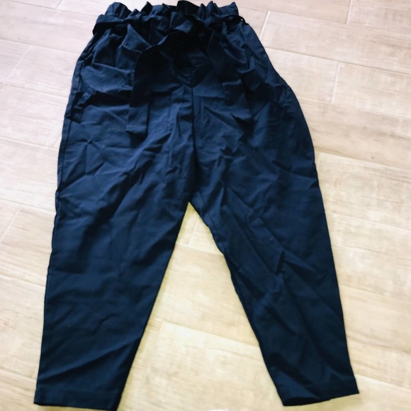 NWT Astra size 12 navy blue high waist paperbag tapered leg pants with belt - Picture 2 of 4